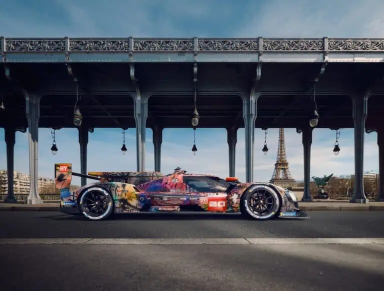 BMW Art Car Le Mans